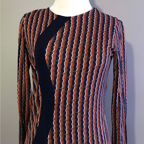 Diane Von Furstenberg Haydyn Wave 100%
Silk Mini Dress Rickrack - Picture 8 of 11